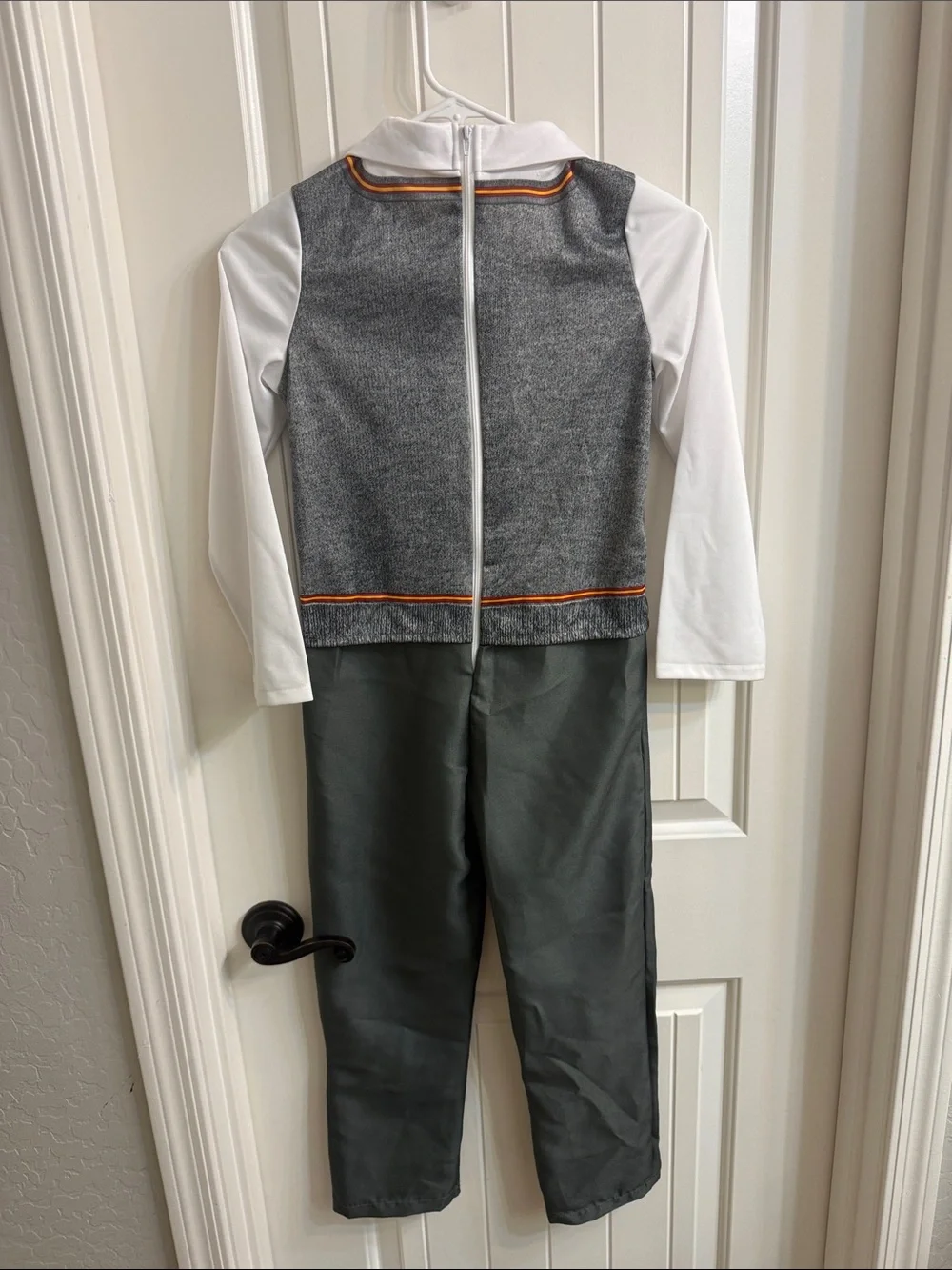 Wizarding world of Harry Potter jumpsuit size M 7/8 like-new